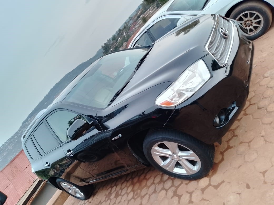 BERE 331 : NEW AND VERY NICE Toyota HIGHLAND HYBRID is available for sale