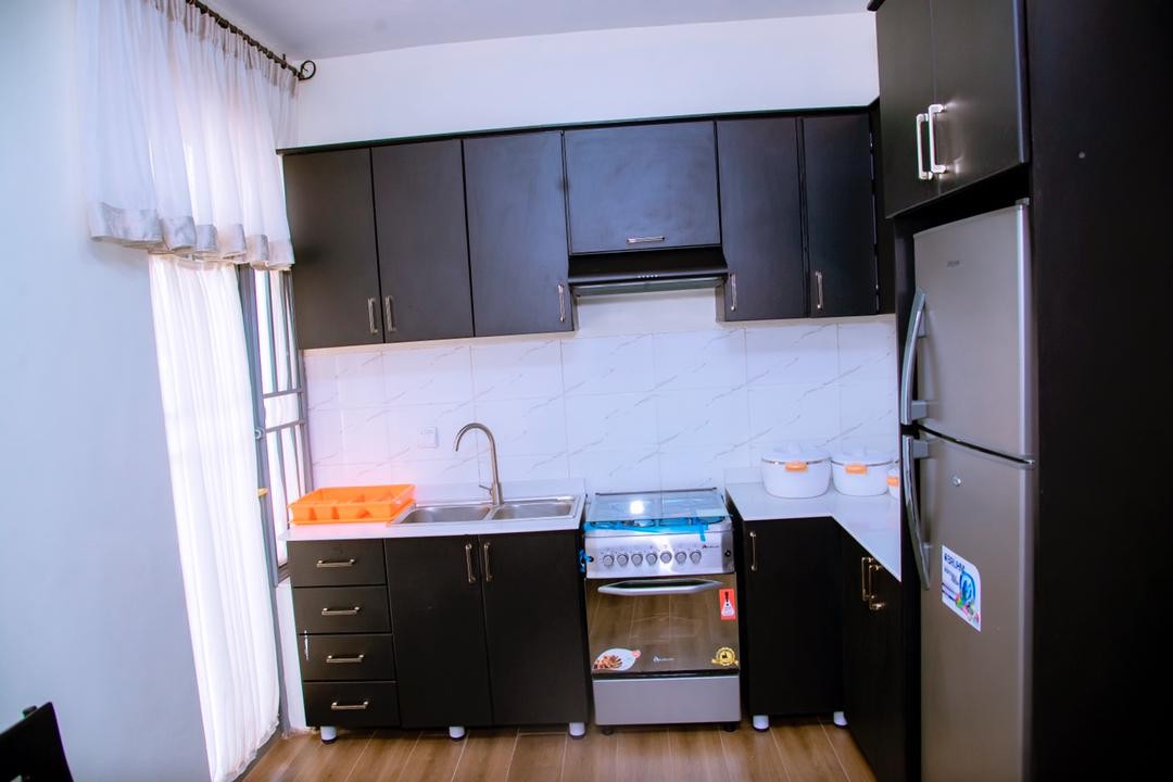 BERE 102: Kiyovu nice full furnished  house for rent with a big bedrooms in Kigali Rwanda #+250780675812