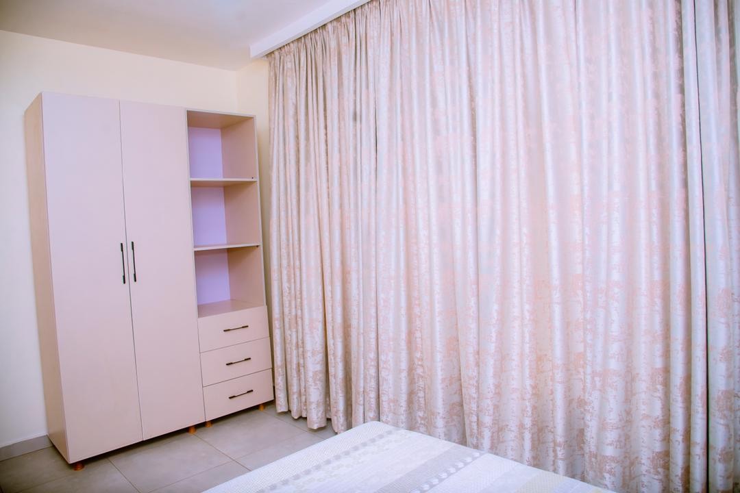 BERE 102: Kiyovu nice full furnished  house for rent with a big bedrooms in Kigali Rwanda #+250780675812