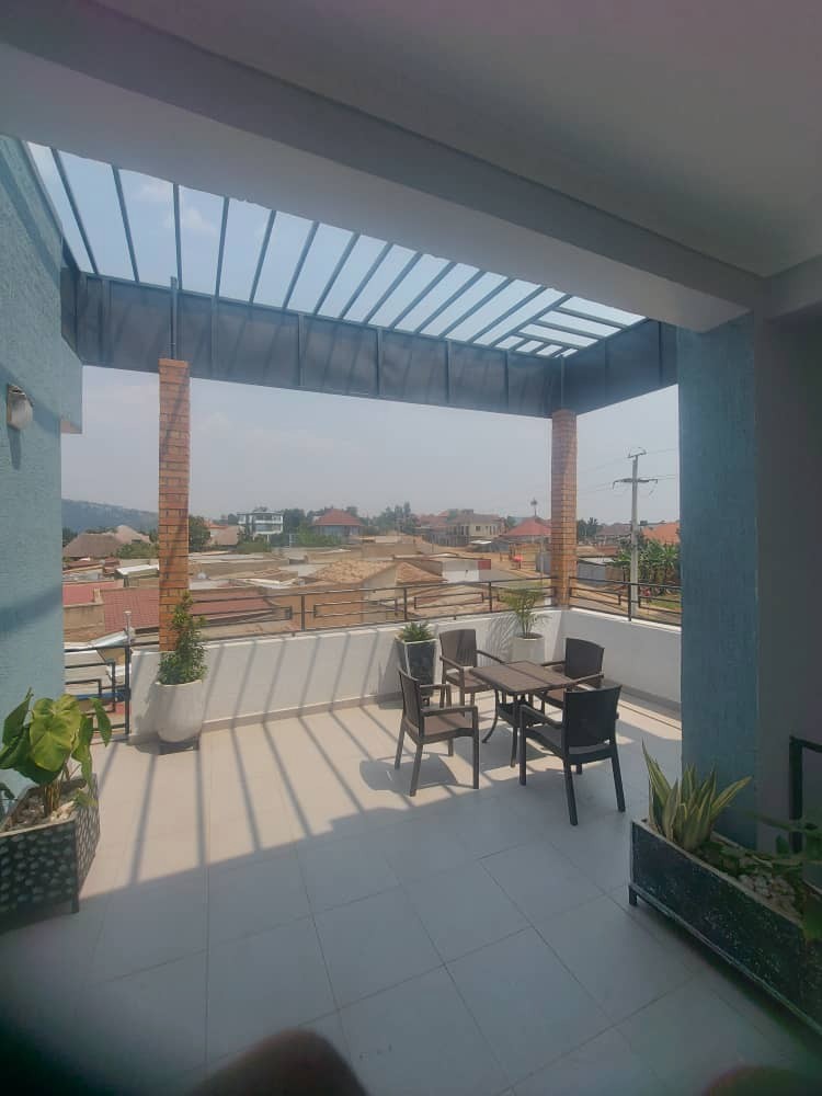 BERE 113:Kagarama very nice house for rent at lowest price #+250780675812