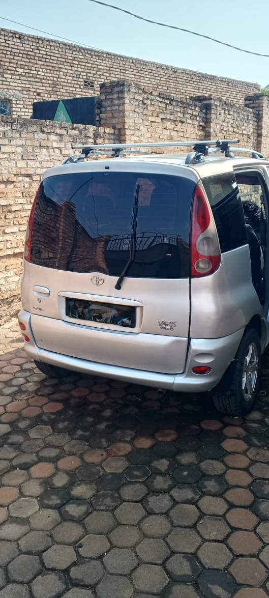 BERE 362 : TOYOTA YARIS in good condition  is available for sale #+250780675812