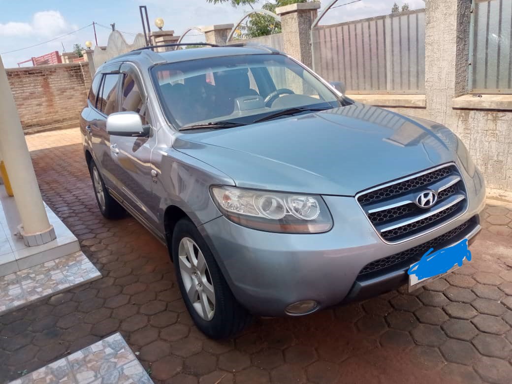 BERE7:  very nice Hyundai  is available for sale #+250780675812
