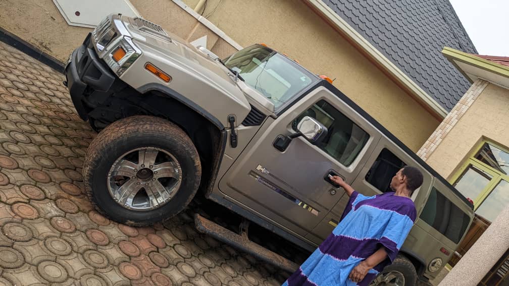 BERE 153 : HUMMER IS AVAILABLE FOR SALE #0780675812