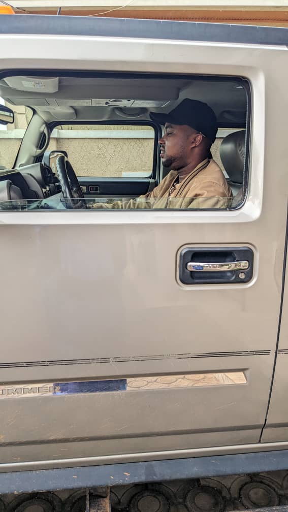 BERE 153 : HUMMER IS AVAILABLE FOR SALE #0780675812