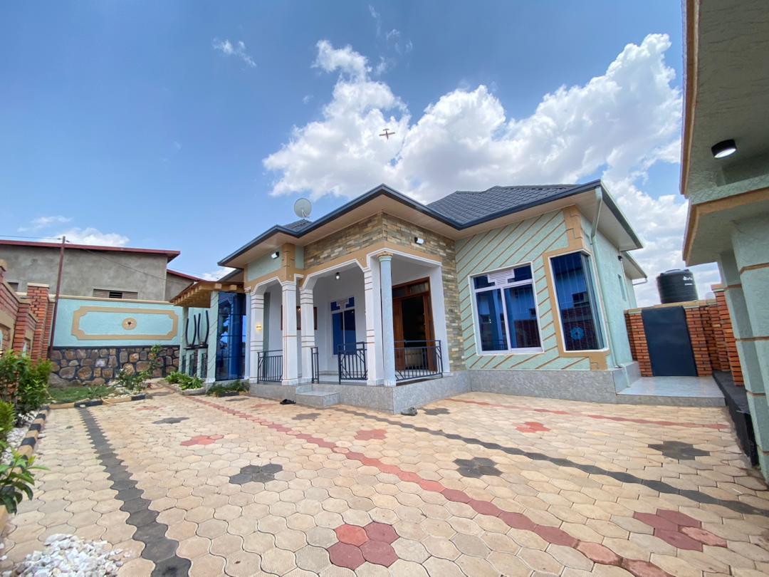 BERE 1 V8G new Full furnished residence for rent in KANOMBE of Kigali, Rwanda.#0780675812