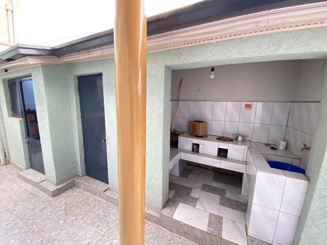 BERE 1 V8G new Full furnished residence for rent in KANOMBE of Kigali, Rwanda.#0780675812