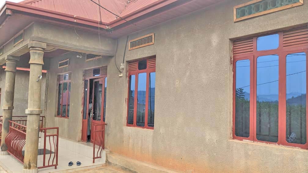 BERE 104 MEB : NKOTO,KAMONYI RWANDA VERY NICE HOUSE FOR SALE #+250780675812