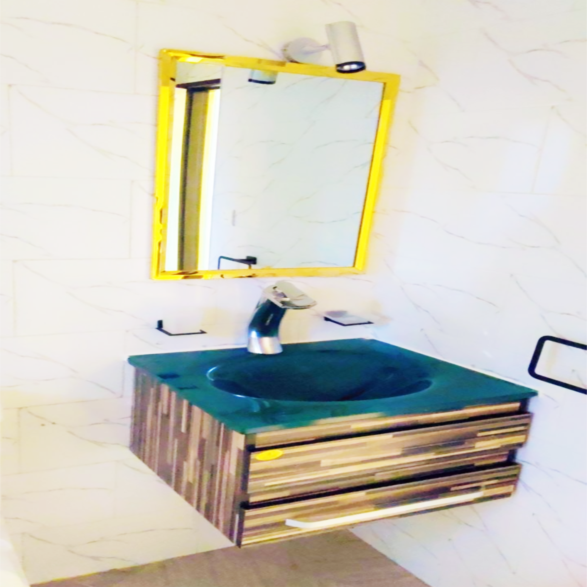 BERE 107 MEB: Gacuriro HOUSE available for rent AT GOOD PRICE #+250780675812