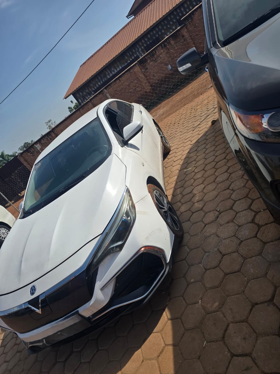 BERE 006 :VENUCIA.D60 in good condition is available for sale #+250780675812