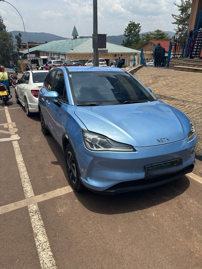 BERE 007 :NETA V in good condition is available for sale #+250780675812