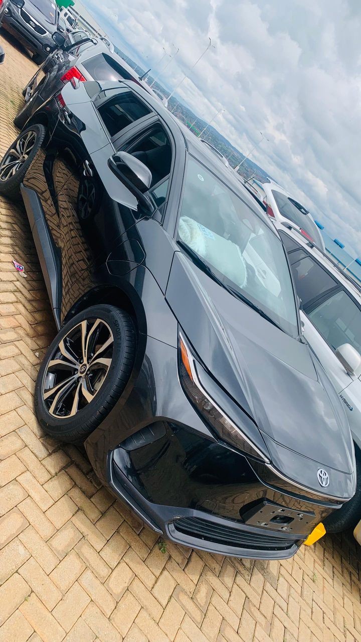 BERE 009 : 2023 TOYOTA BZ4x in good condition is available for sale #+250780675812