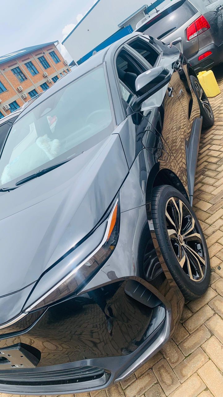 BERE 009 : 2023 TOYOTA BZ4x in good condition is available for sale #+250780675812