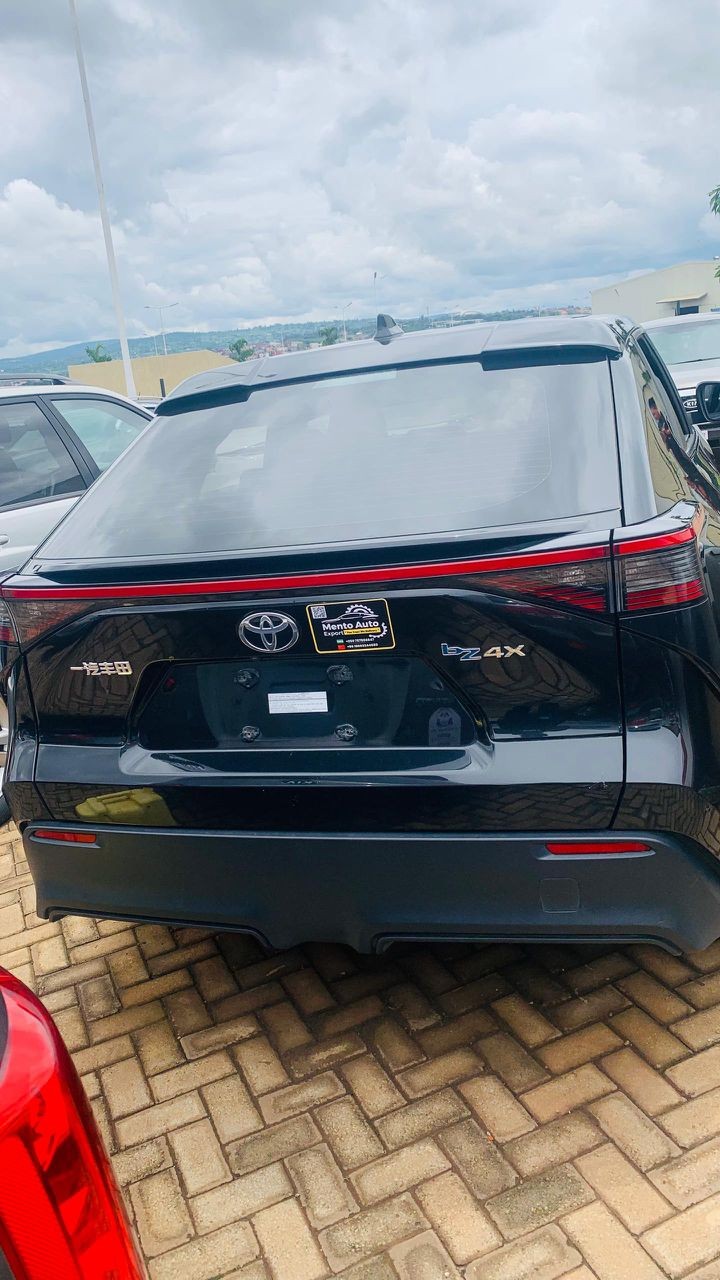 BERE 009 : 2023 TOYOTA BZ4x in good condition is available for sale #+250780675812
